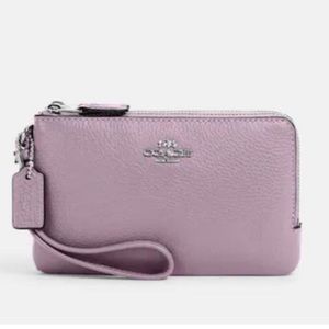 Coach Double Corner Zip Wristlet in SV/Soft Lilac